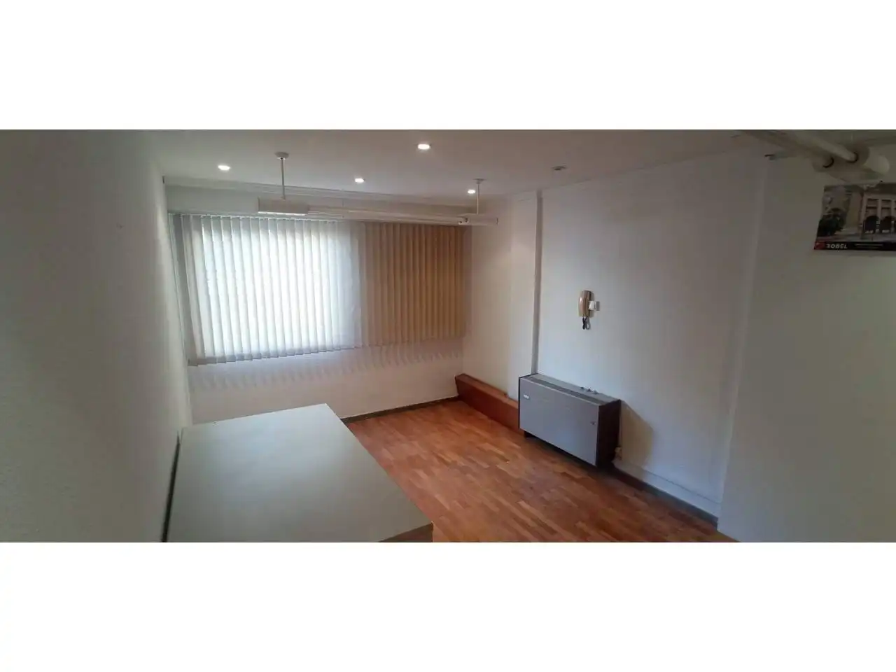 Büro zur Miete in Avenida Reina Victoria 4