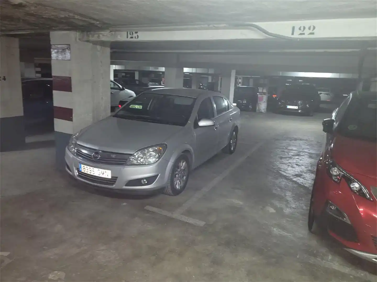 Parkplatz von Garage zur Miete in Madrid