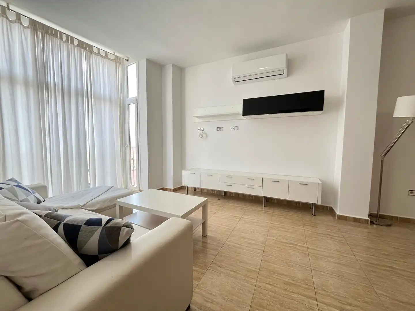 Living room of Flat for sale in Cartagena  with Air Conditioner, Heating and Furnished