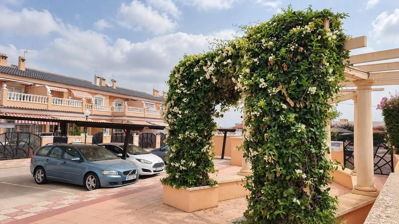 Vista exterior de Casa o chalet en venta en Gran Alacant