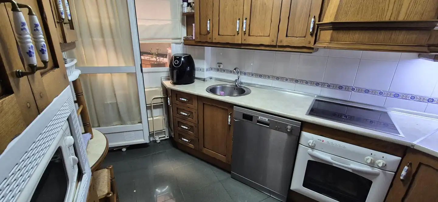 Piso con ascensor en venta en Calle Numancia, imagen 2