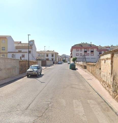 Terreno residencial en Venta en Calle de la Milagrosa en Baeza