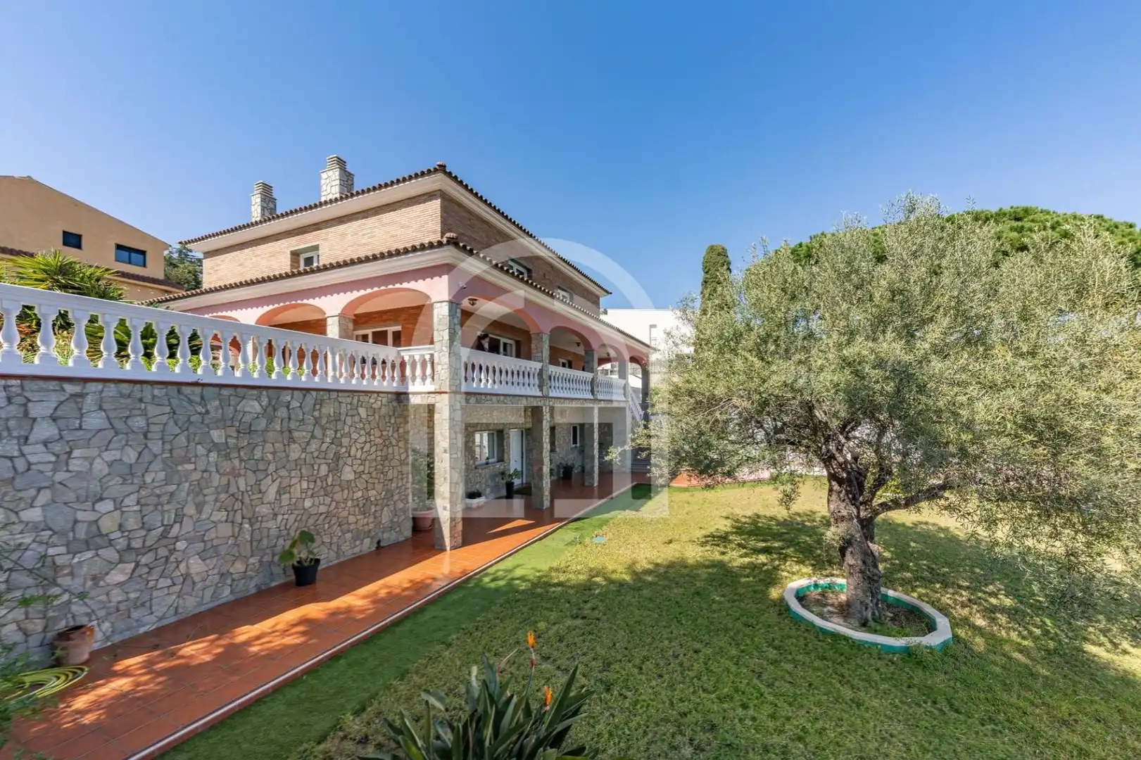 Jardín de Casa o chalet en venta en Badalona con Calefacción, Jardín privado y Terraza