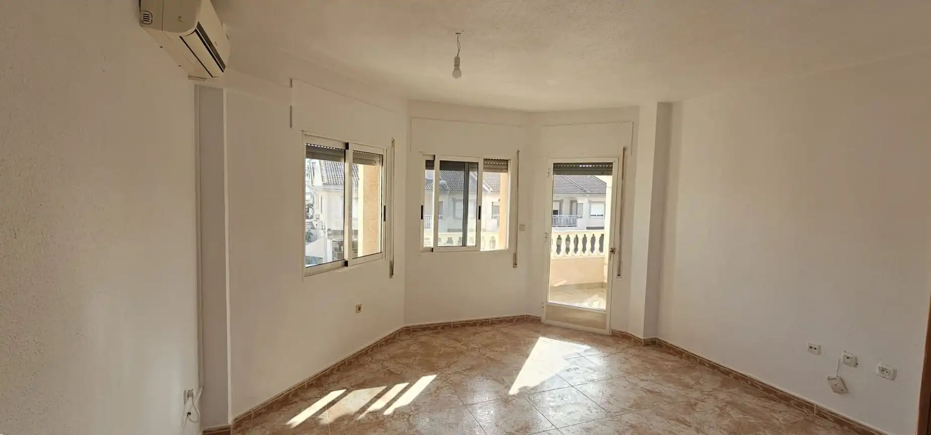 Appartamento con terrazza in vendita a Calle Archena