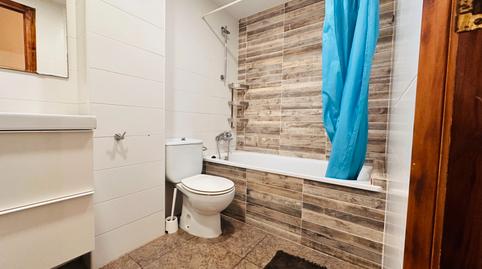 Foto 3 de Apartamento en venta en Carrer de Santa Isabel, Centre, Girona