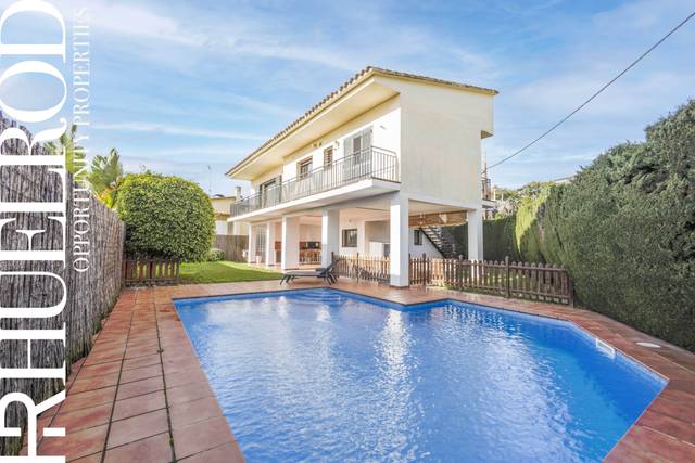 Casa-chalet en Venta en Avinguda Puig de Pedra, 18 en Premià de Dalt
