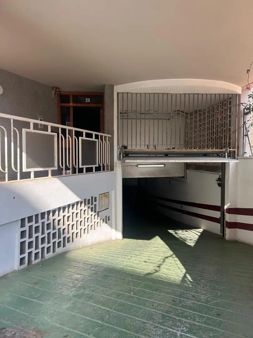 Parkplatz von Wohnung zum Verkauf in  Palma de Mallorca mit Klimaanlage, Terrasse und Abstellraum