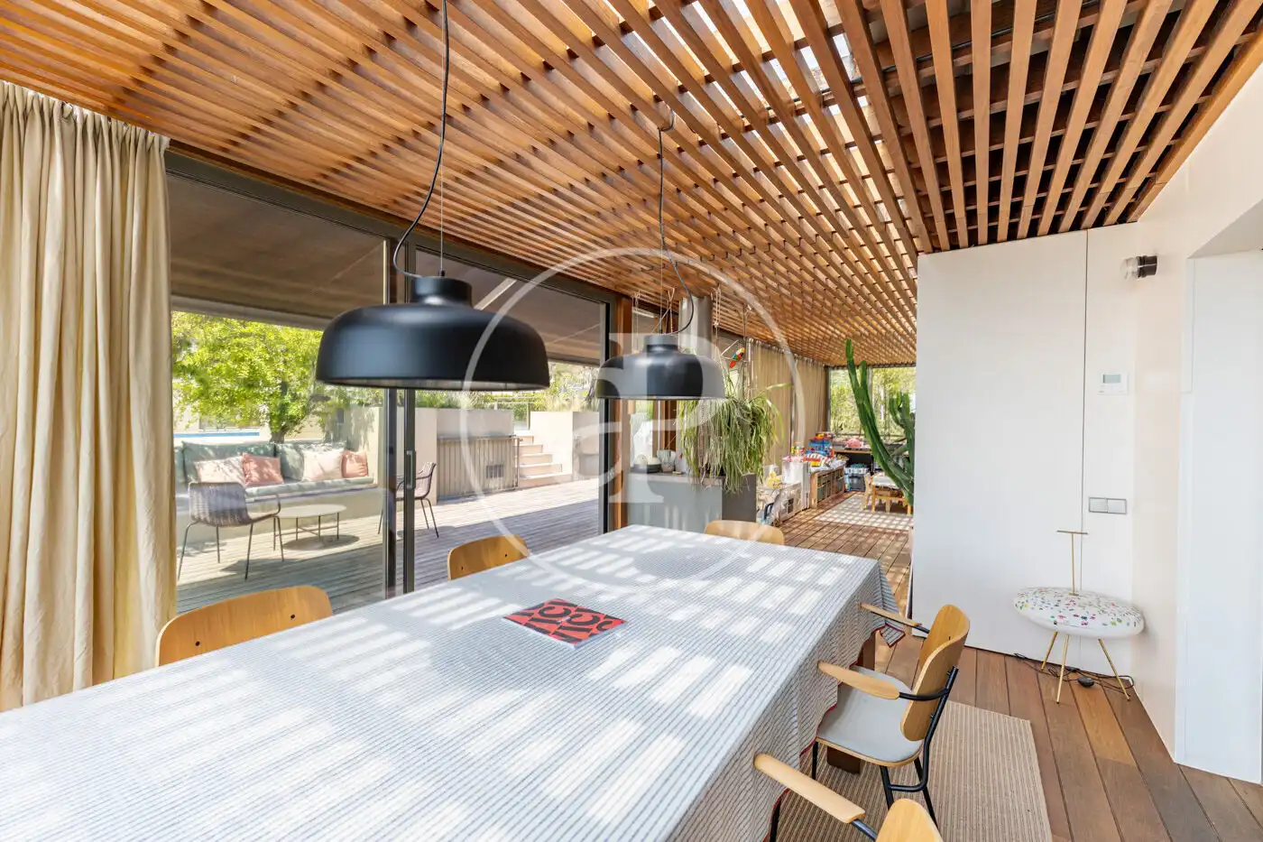 Terrassa de Pis en venda en Barcelona amb Aire condicionat, Calefacció i Jardí privat