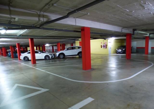 Garaje en Venta en Paper en Banyoles