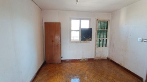 Foto 3 de Piso en venta en C/ Cuart de Poblet, Lucero, Madrid Capital