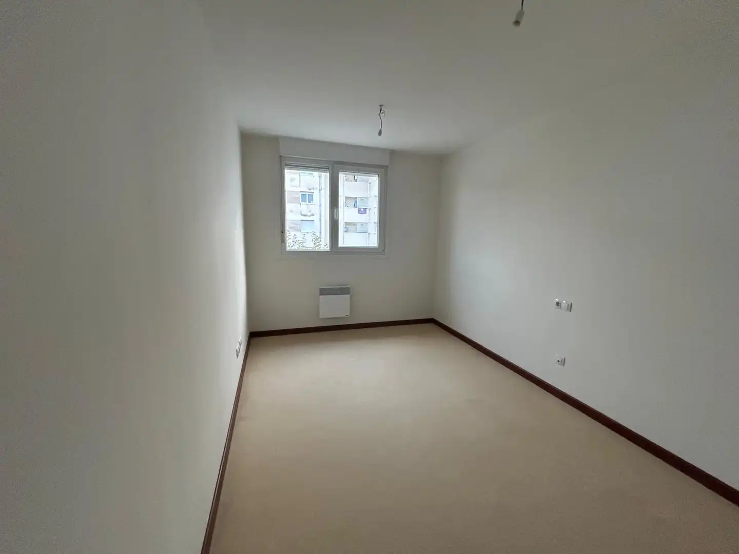 Habitación de Piso en venta en Zalla  con Trastero y Balcón