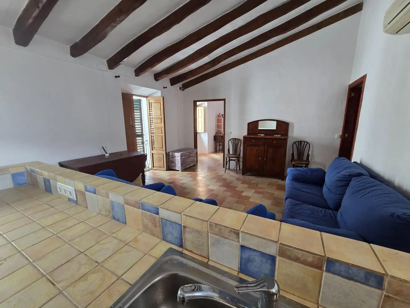 Sala d'estar de Casa o xalet en venda en Calvià amb Calefacció, Jardí privat i Terrassa