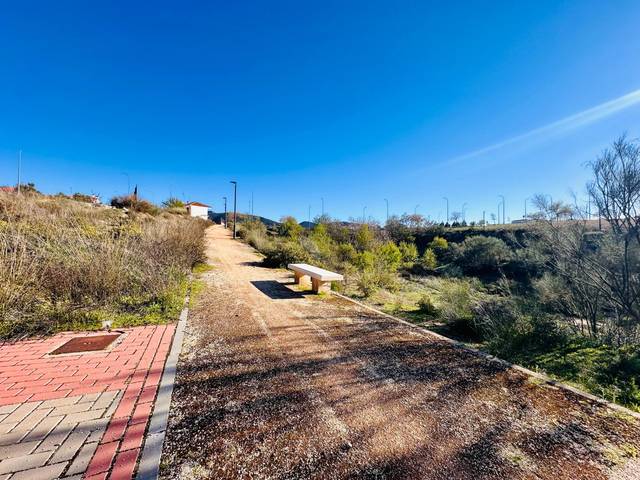 Terreno residencial en Venta en Calle Calle Malva en Villa de Otura