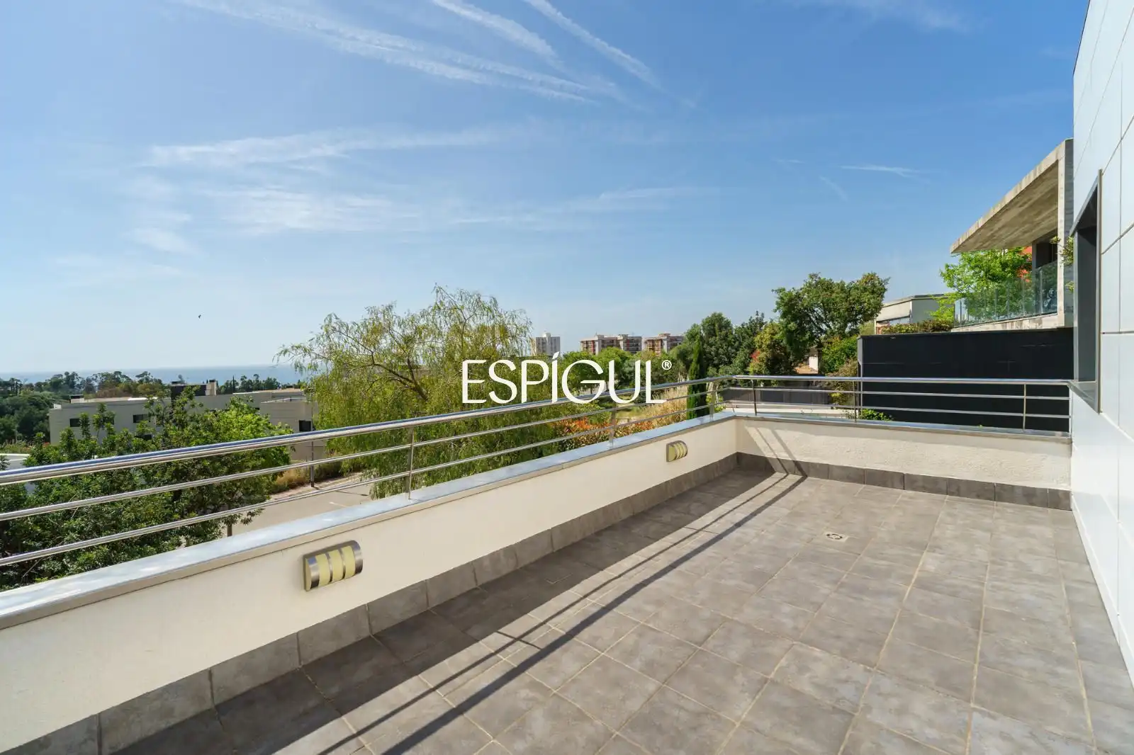 Terrassa de Casa o xalet en venda en Alella amb Aire condicionat, Calefacció i Jardí privat