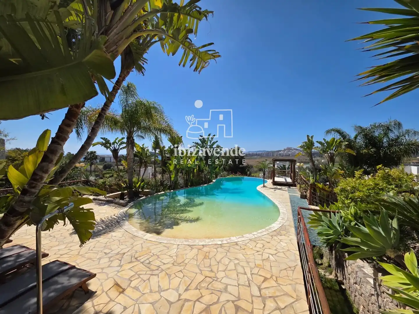 Casa o chalet de alquiler en De la Torre de Can Negre, Jesús