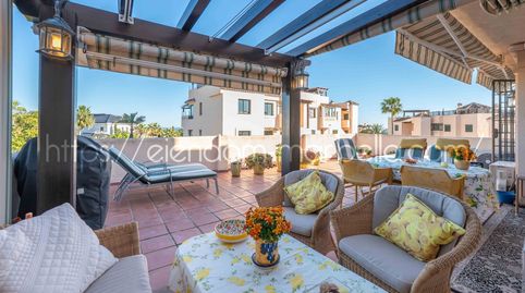 Foto 2 von Wohnungen zum Verkauf in Calle Dalia, Santa María, Marbella