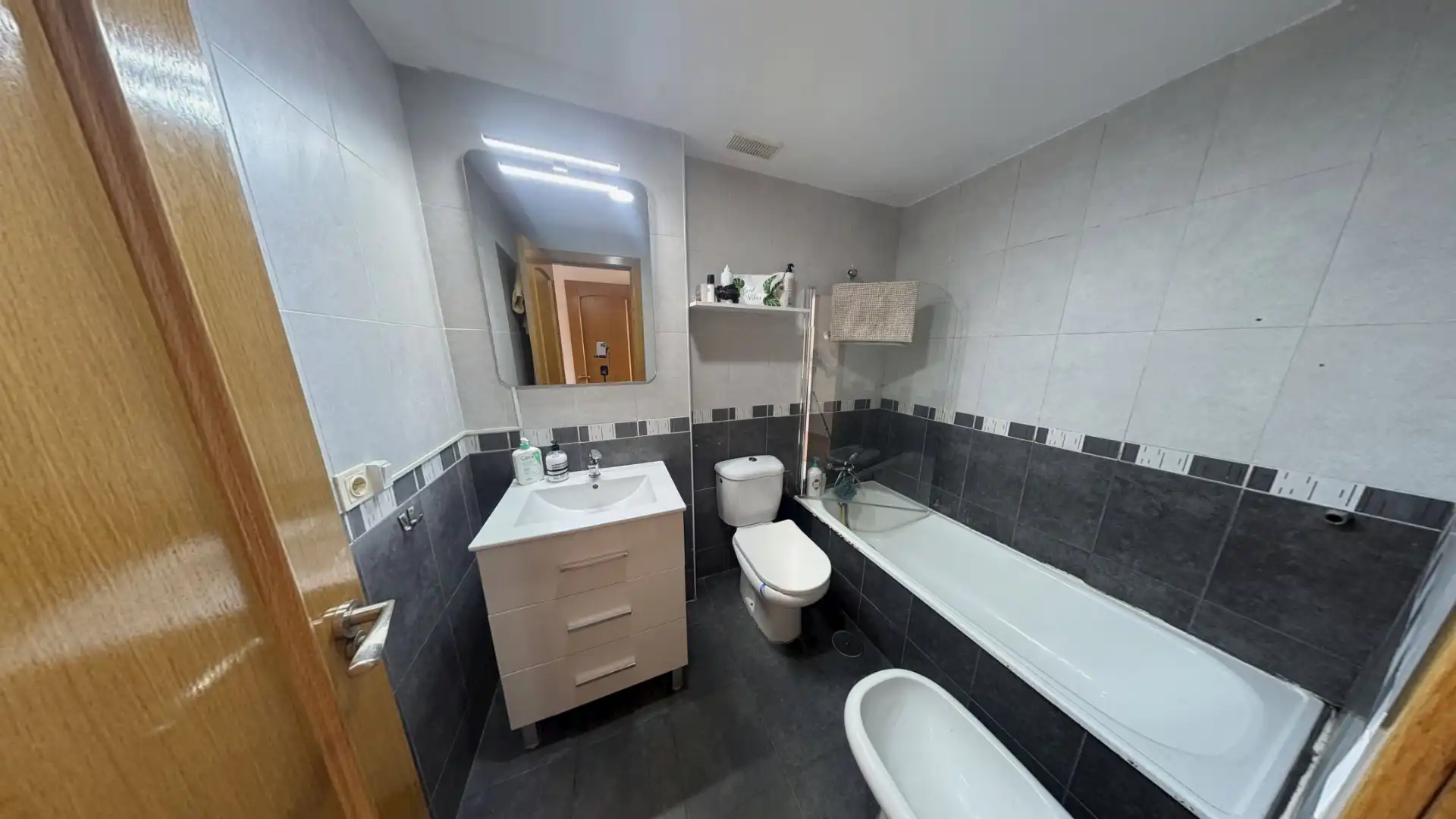 Bathroom of Flat for sale in Florida - Ciudad de Asís