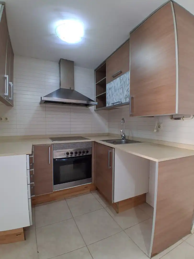 Cocina de Piso en venta en Rubí con Aire acondicionado, Horno y Balcón