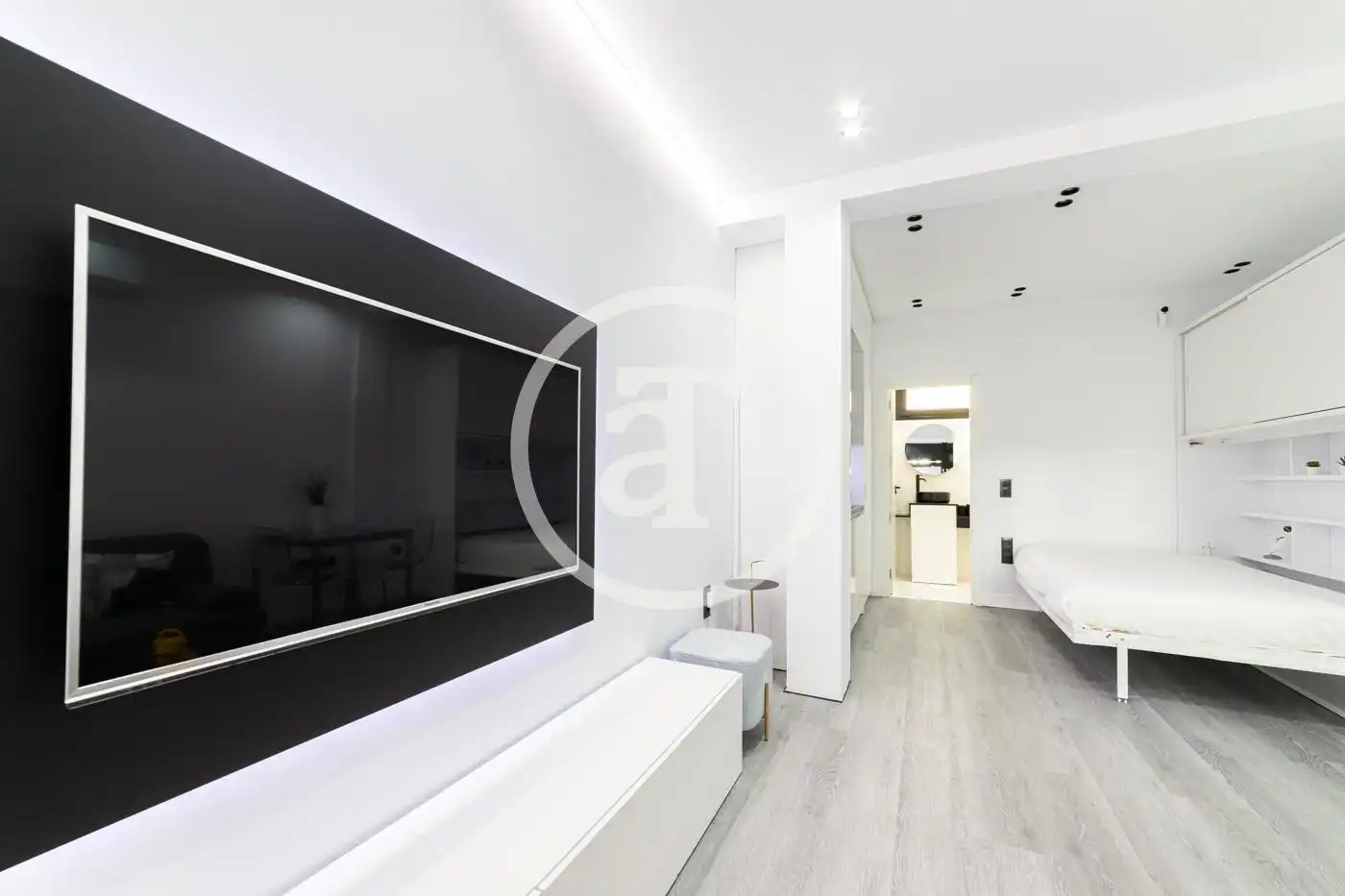 Estudio de alquiler en Calle de la Duquesa de Parcent, Lucero
