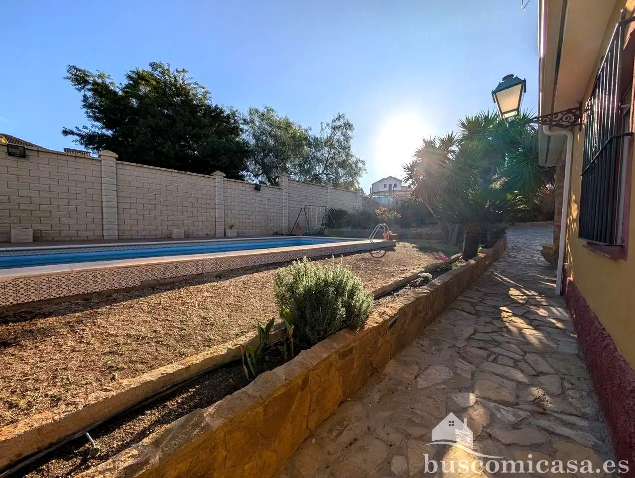 Piscina de Piso de alquiler en Linares con Aire acondicionado y Amueblado