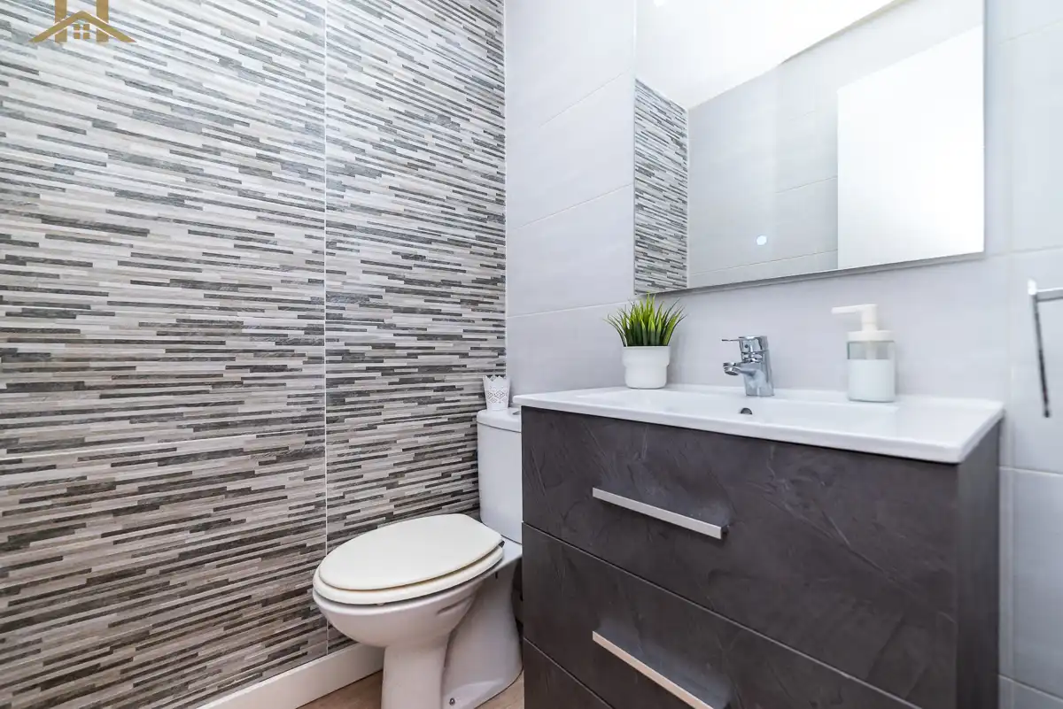 Badezimmer von Maisonette zum Verkauf in Villamantilla mit Heizung und Abstellraum