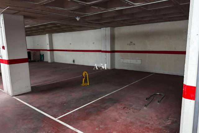 Garaje en Alquiler en Antonio Machado