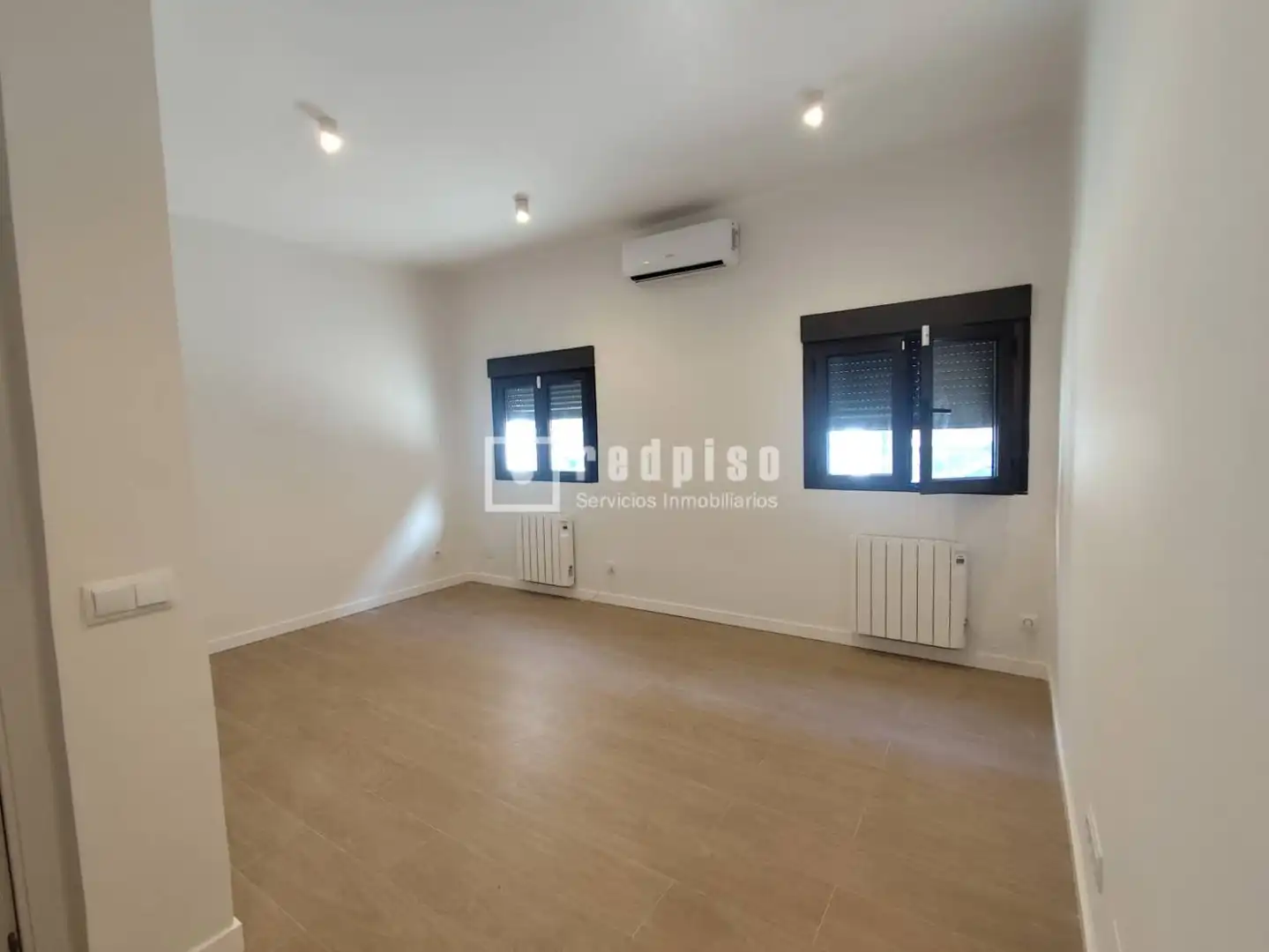 Wohnung zum Verkauf in Madrid mit Klimaanlage und Heizung