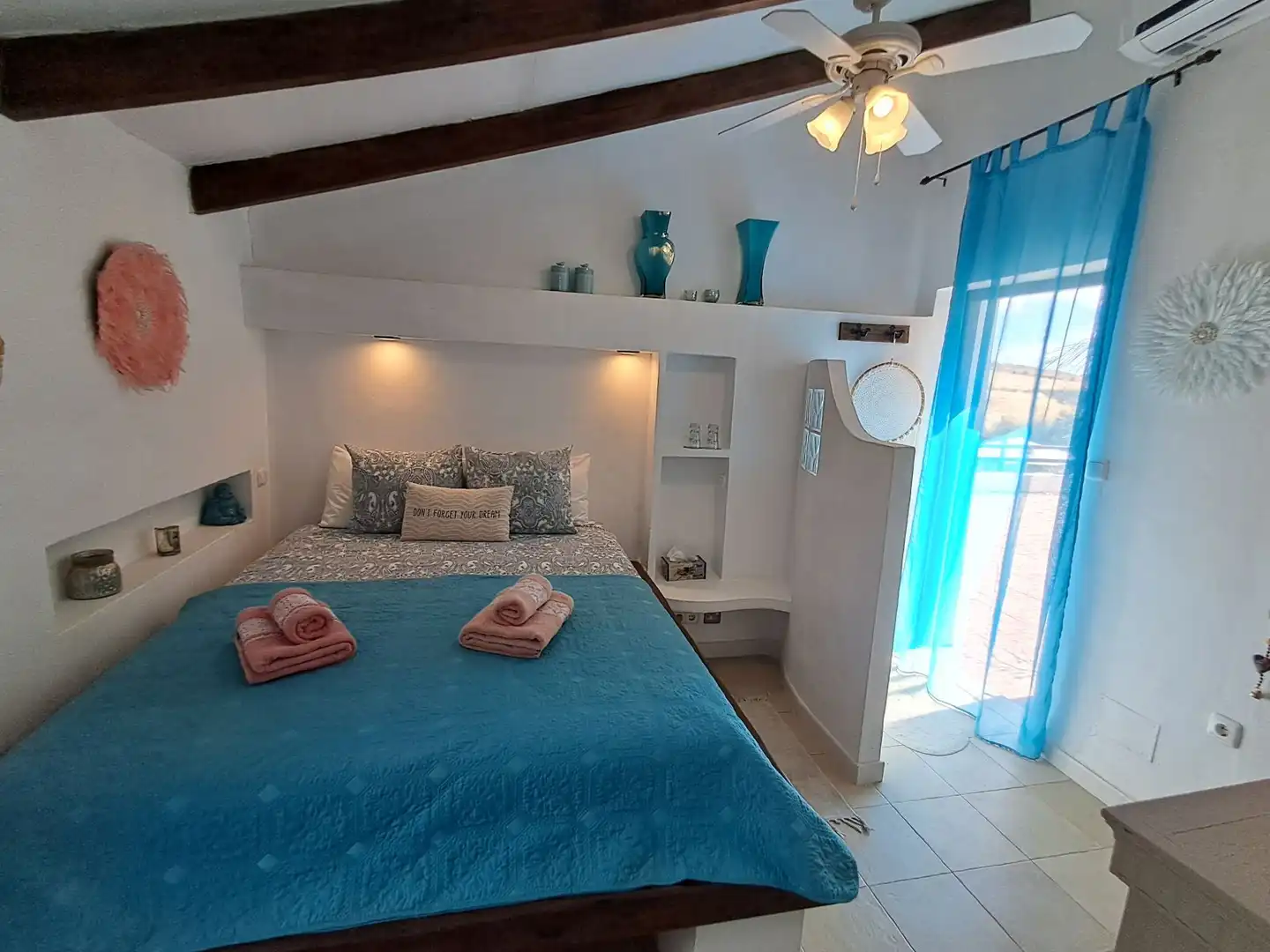 Bedroom of Country homes for sale in Villanueva de la Concepción  with Air Conditioner, Heating and Private garden