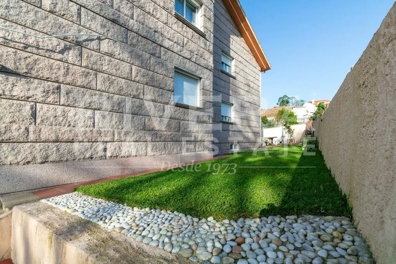 Jardín de Casa o chalet en venta en Vigo  con Calefacción, Jardín privado y Parquet