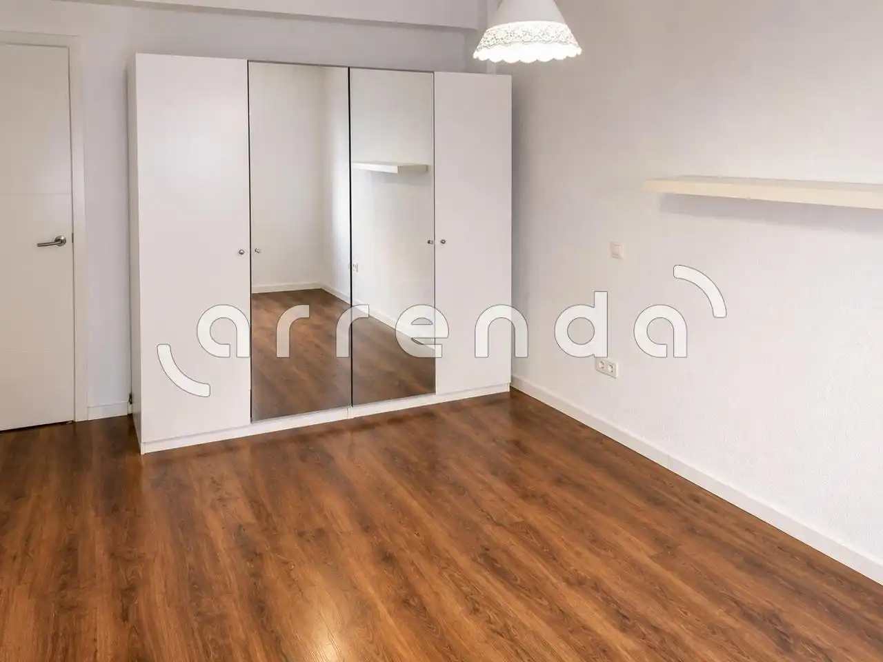 Schlafzimmer von Wohnung zur Miete in Madrid mit Klimaanlage, Heizung und Möbliert