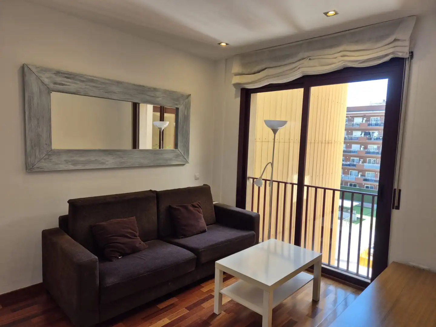 Living room of Flat for sale in Barcelona  with Heating, Parquet flooring and Furnished