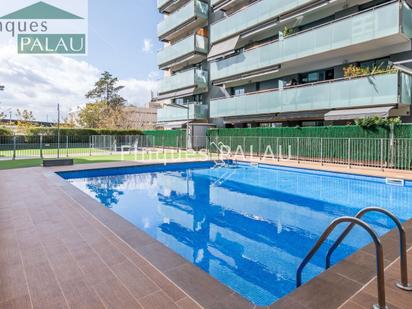 Swimming pool of Flat for sale in Sant Just Desvern  with Air Conditioner, Terrace and Swimming Pool