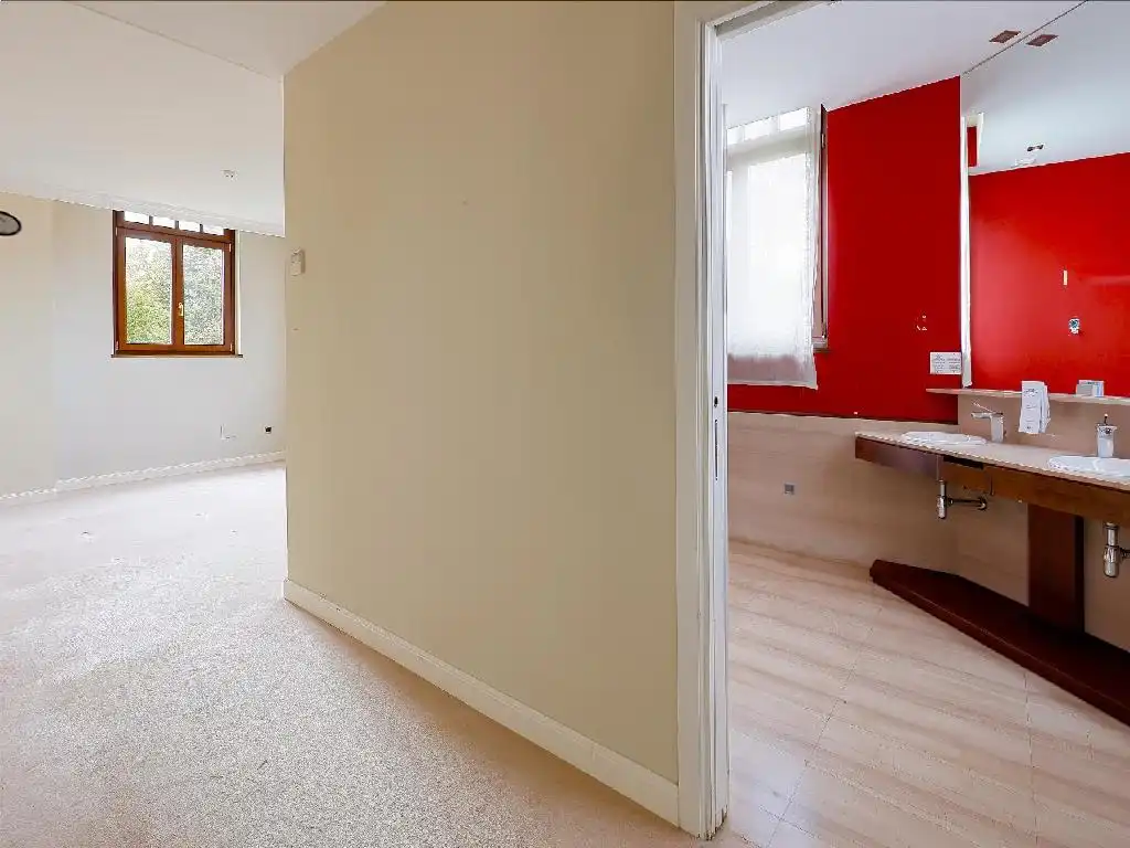 Edificio en venta en Oviedo 