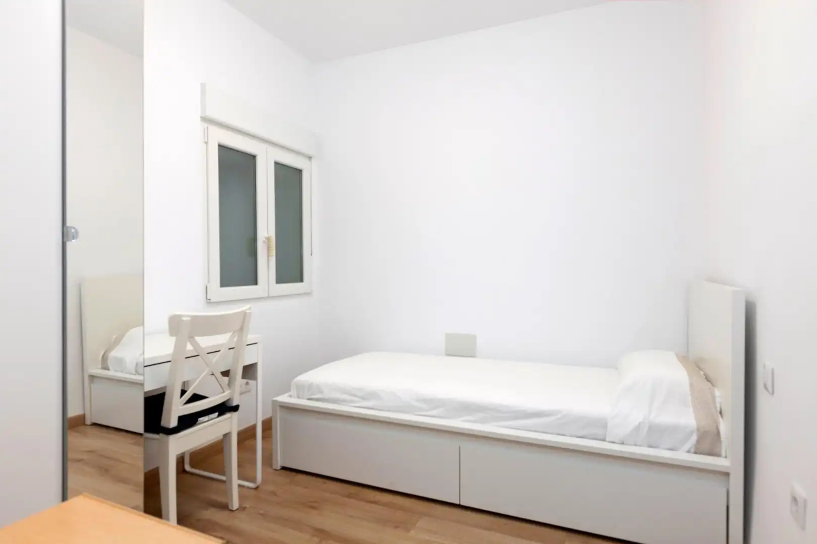 Schlafzimmer von Erdgeschoss zum Verkauf in Alicante / Alacant mit Klimaanlage, Heizung und Möbliert