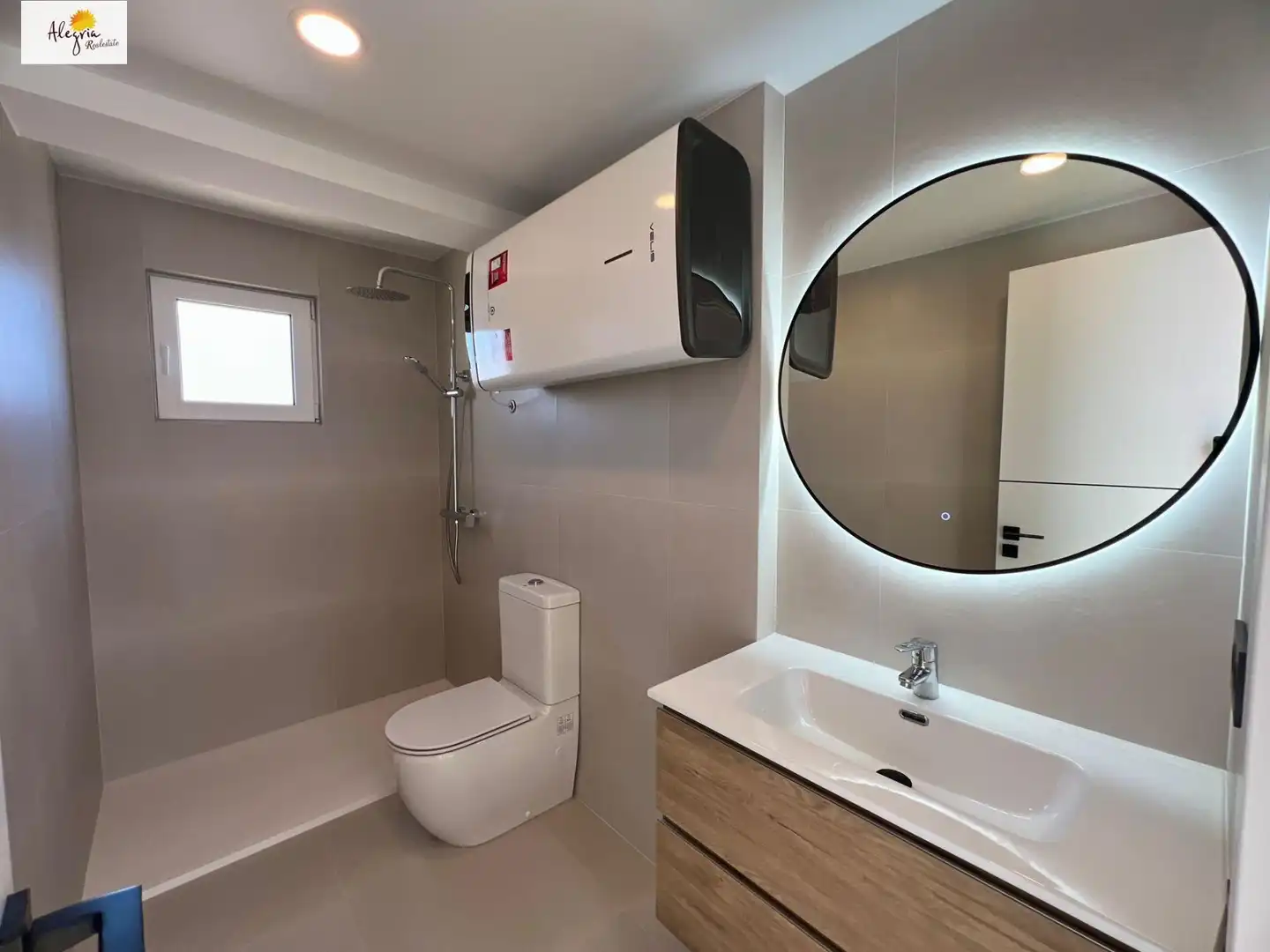 Baño de Ático en venta en Picanya con Calefacción, Terraza y Balcón