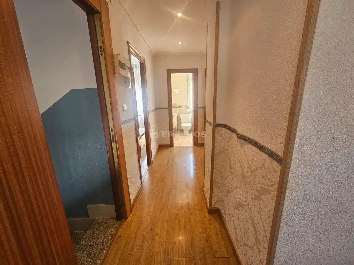 Apartament en venda en  Logroño amb Calefacció i Parquet
