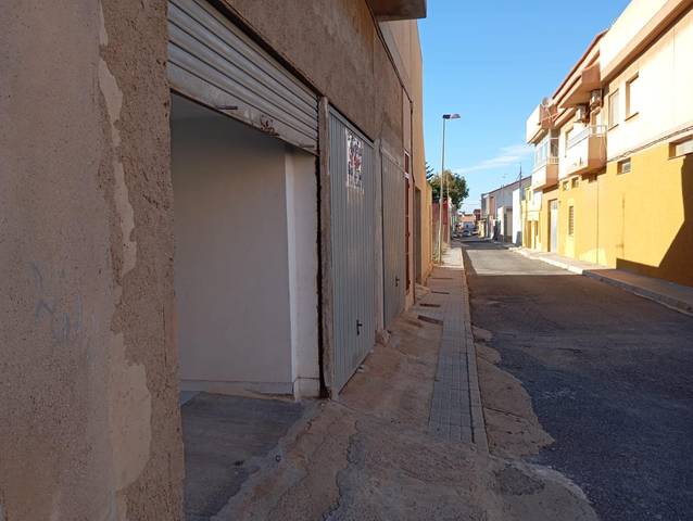 Garaje en Venta en Calle Bretón en El Algar