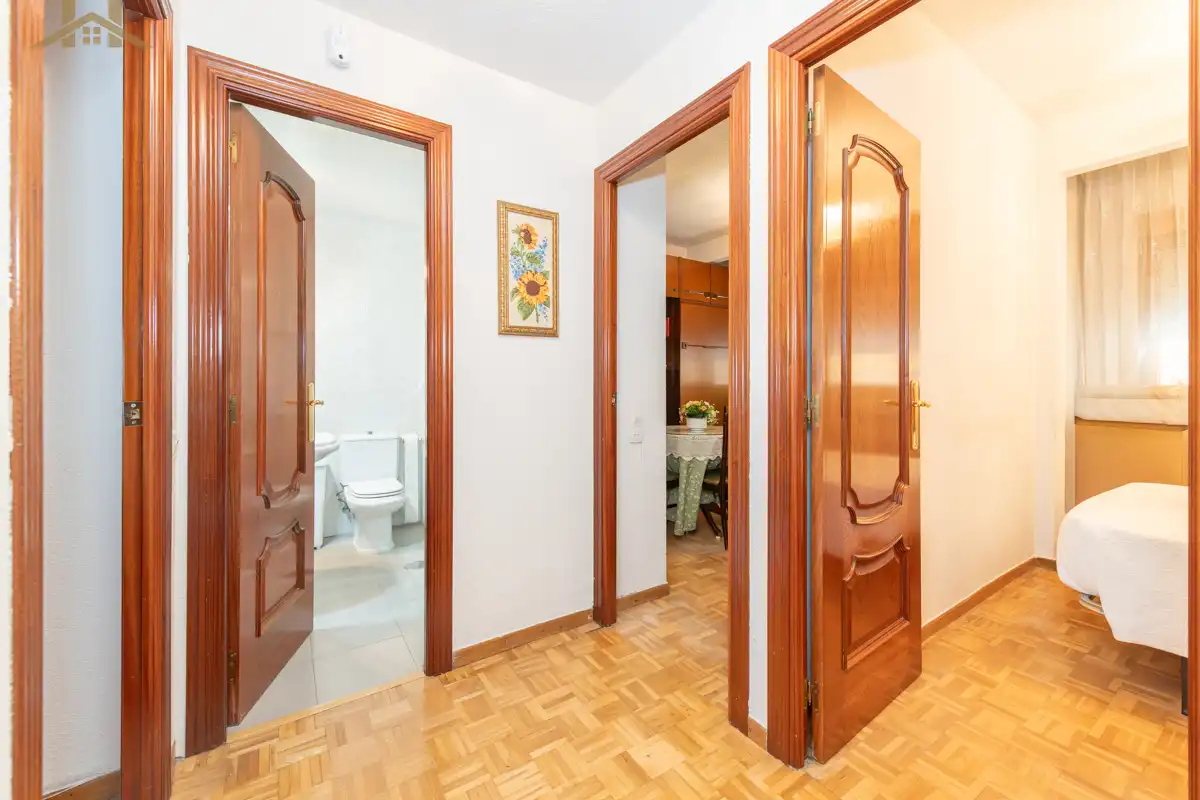 Wohnung zum Verkauf in Madrid mit Klimaanlage, Heizung und Terrasse