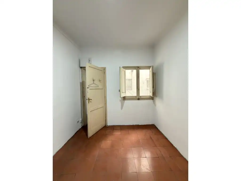 Dormitori de Pis en venda en Girona