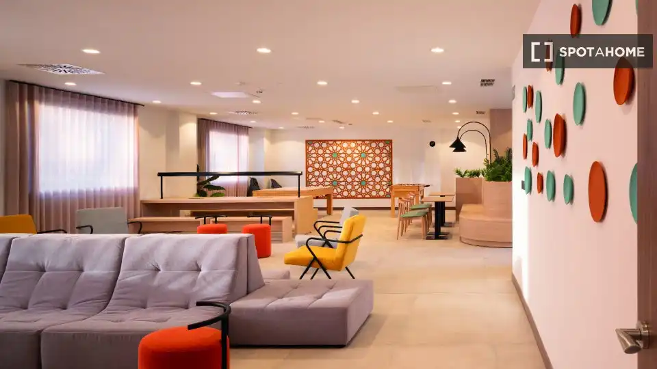 Room in Camino de Ronda