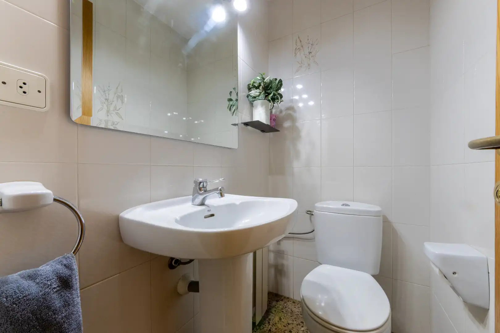 Baño de Casa adosada en venta en Vila-seca con Calefacción, Trastero y Amueblado