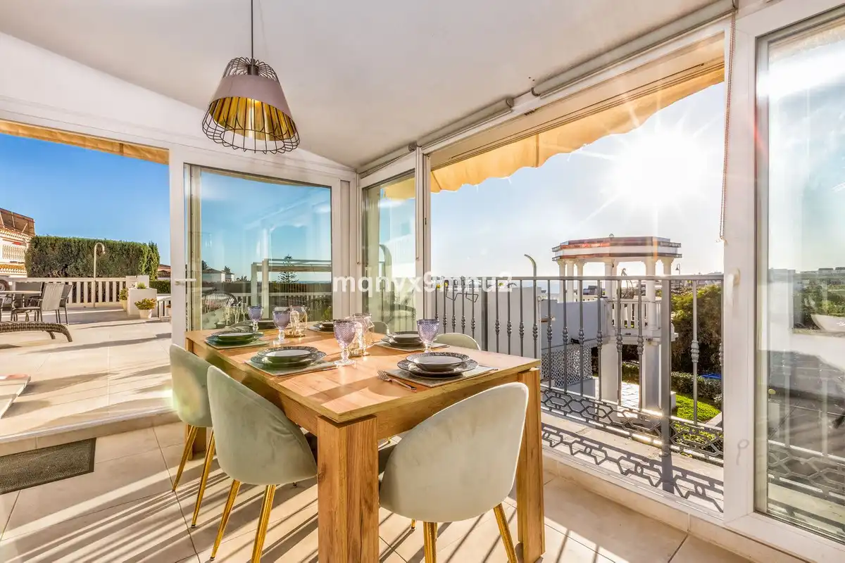 Comedor de Casa o chalet en venta en Mijas con Aire acondicionado, Calefacción y Jardín privado