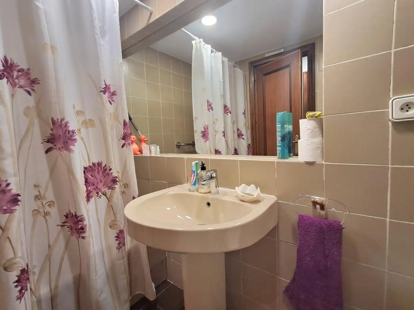 Bathroom of Flat for sale in Madrid  with Air Conditioner, Heating and Private garden