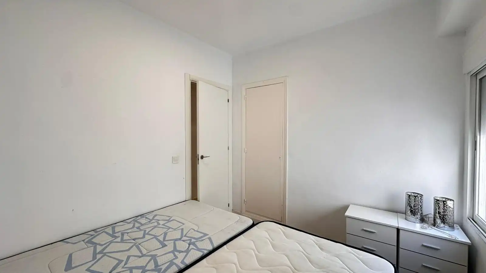 Dormitori de Pis en venda en L'Alcúdia amb Balcó