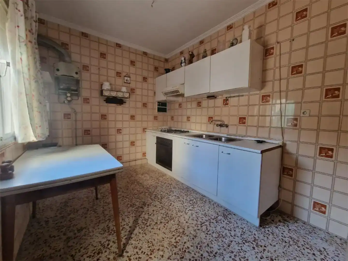 Kitchen of Ground floor for sale in Lebrija  with Balcony