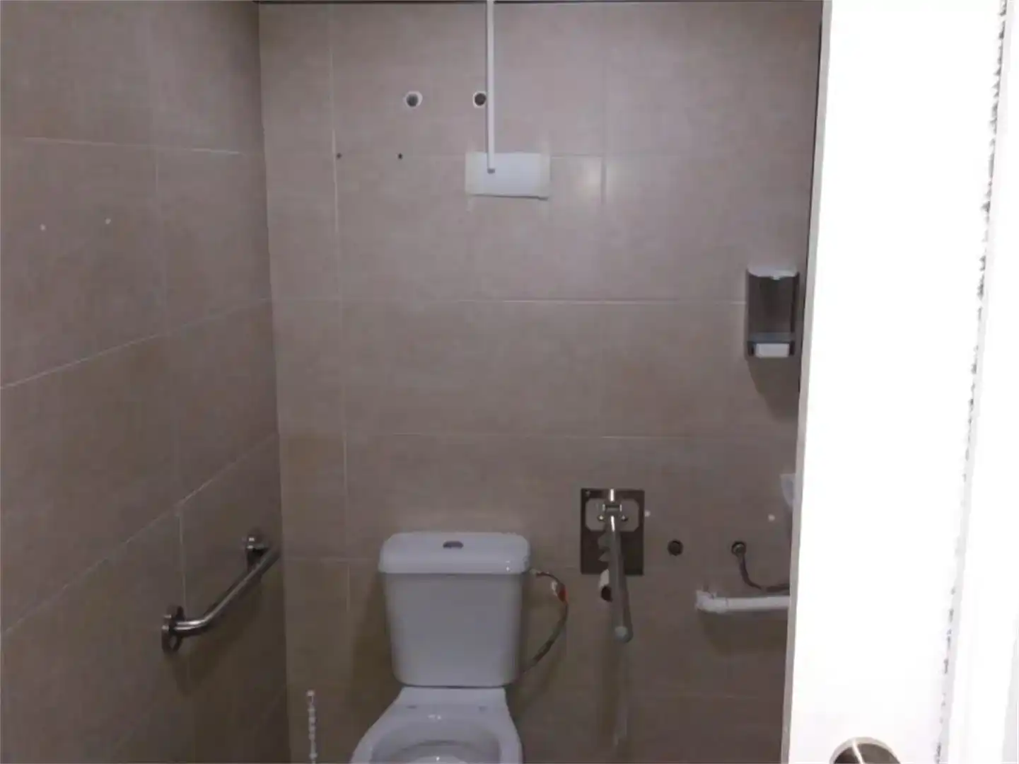 Badezimmer von Geschaftsraum zur Miete in Sant Joan de Vilatorrada
