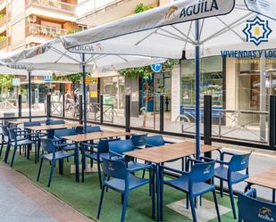 Terrassa de Local de lloguer en  Granada Capital amb Aire condicionat