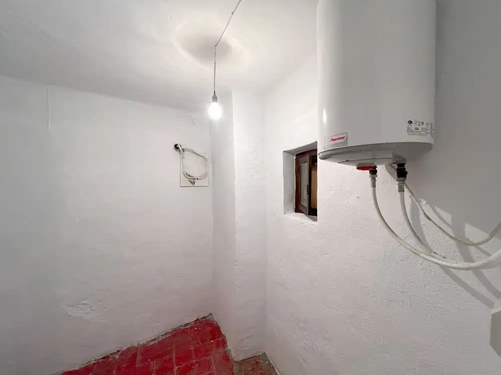 Gewerbefläche zur Miete in PORTELLA (DE LA), imagen 12