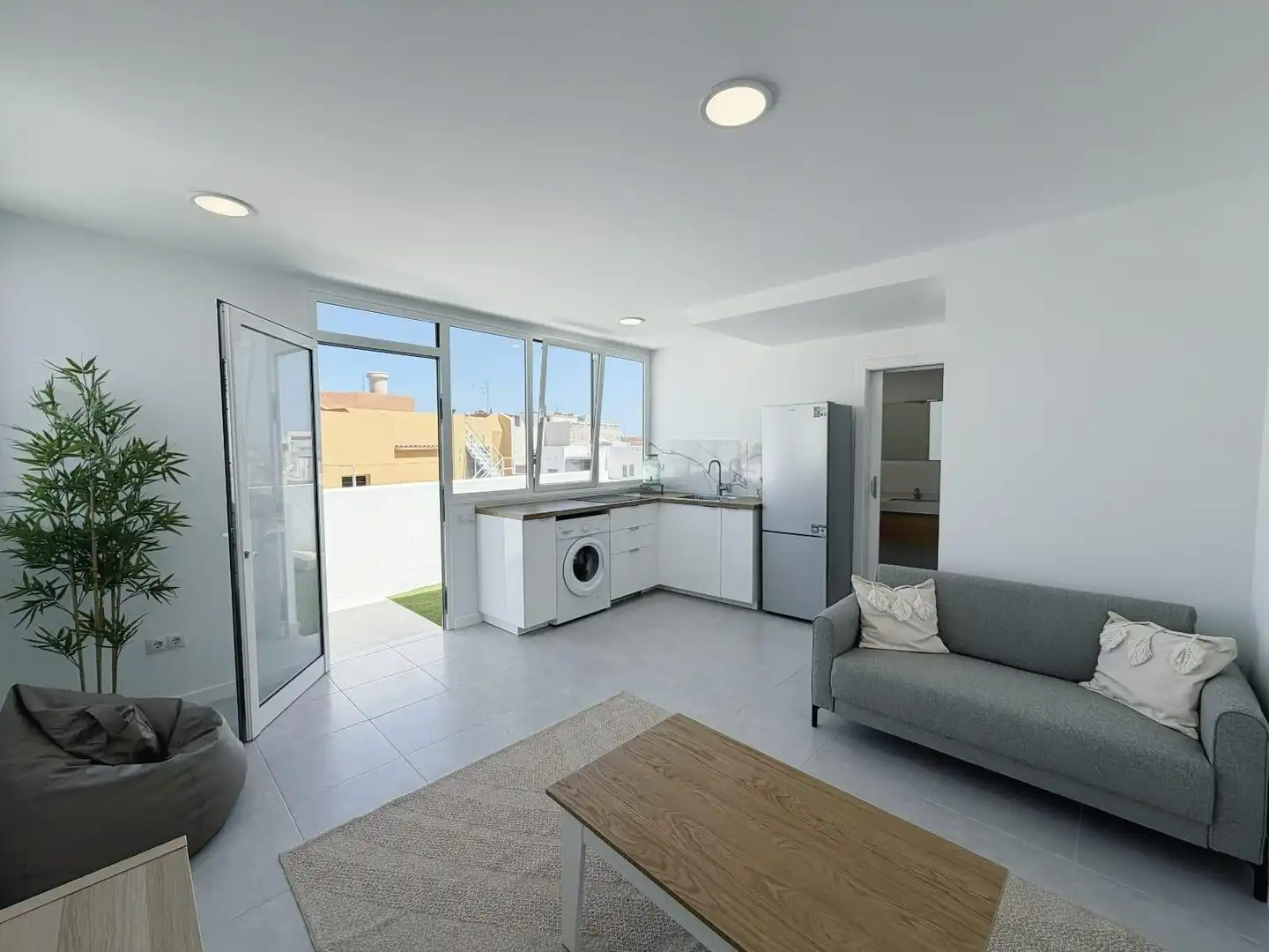Sala d'estar de Àtic de lloguer en Ingenio amb Terrassa i Moblat