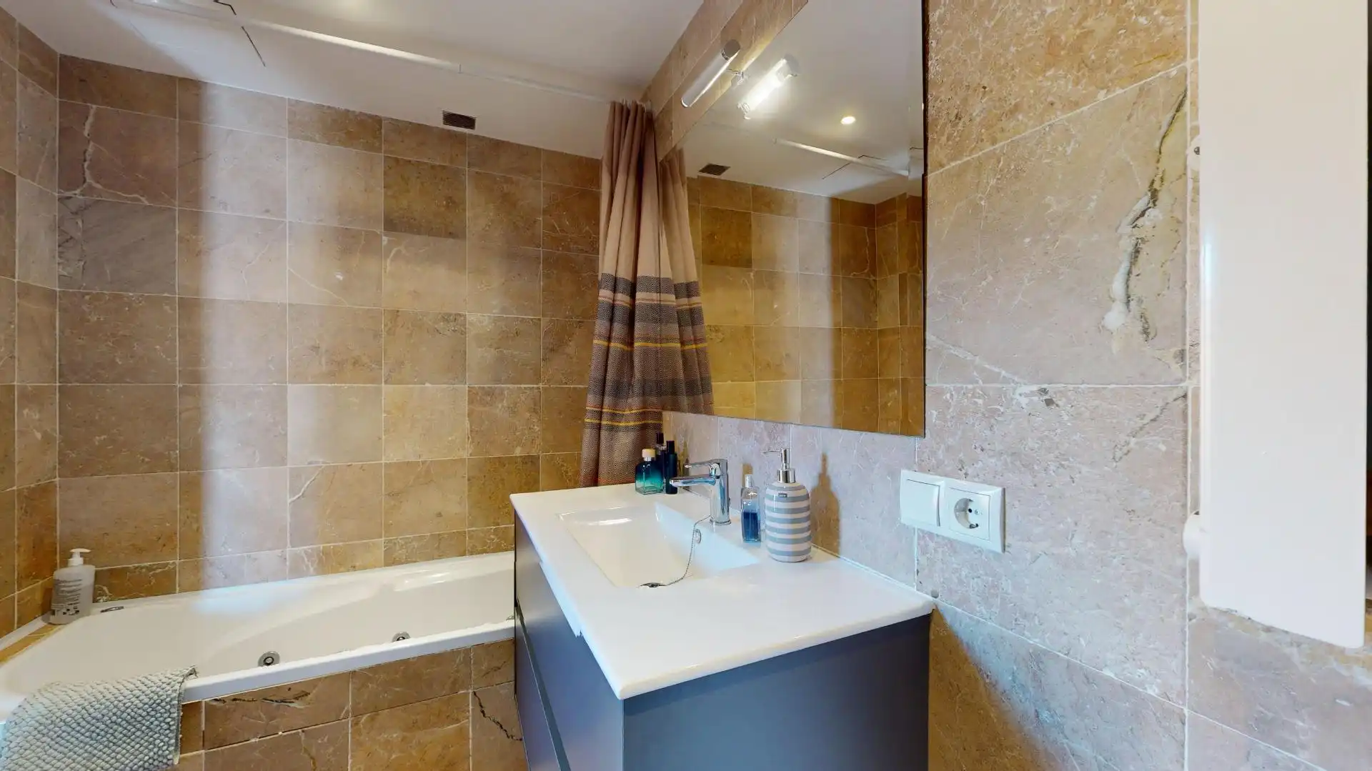 Bany de Casa o xalet en venda en  Palma de Mallorca amb Aire condicionat, Jardí privat i Piscina